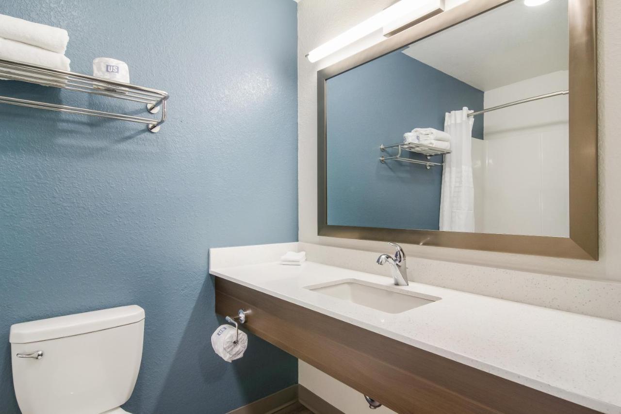Woodspring Suites East Lansing - University Area Exteriér fotografie