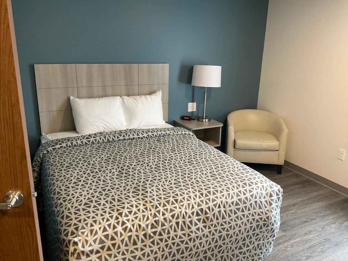 Woodspring Suites East Lansing - University Area Exteriér fotografie