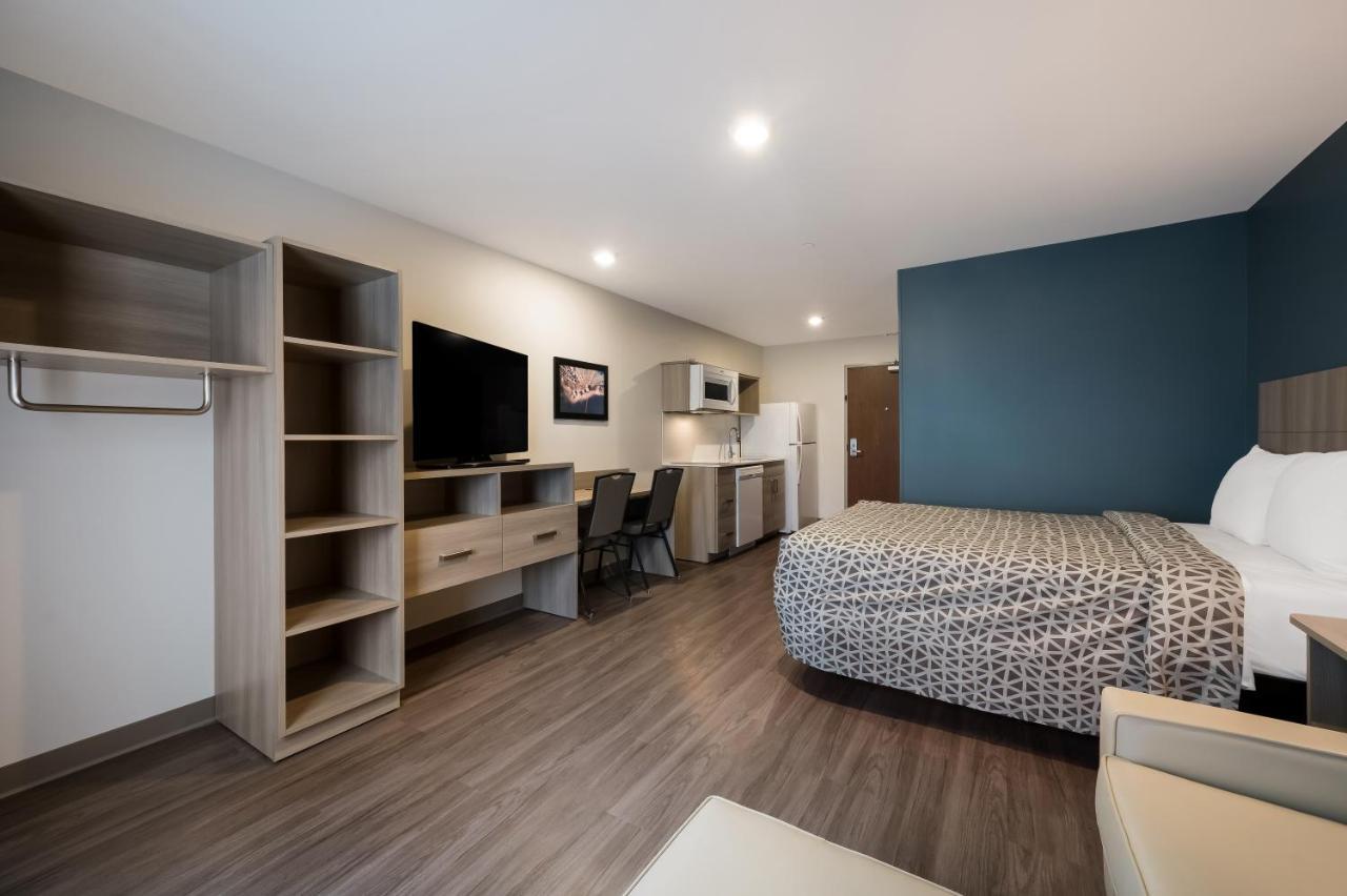 Woodspring Suites East Lansing - University Area Exteriér fotografie